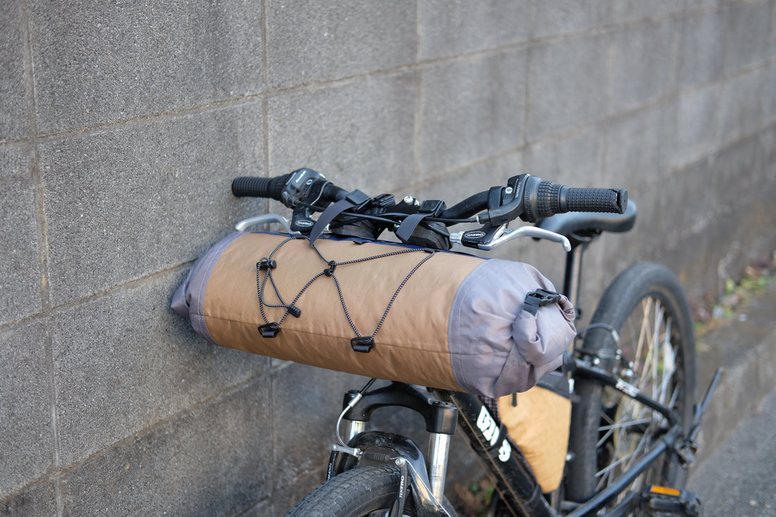 キッズバイクとハンドルバーバッグ