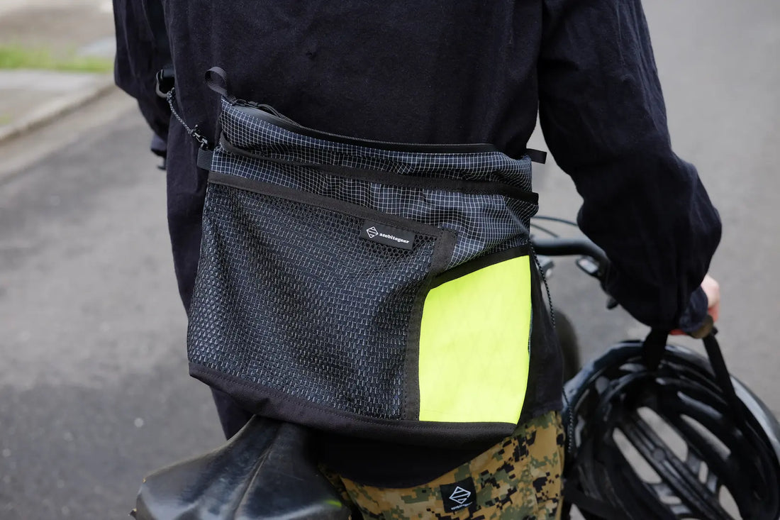 自転車とサコッシュ